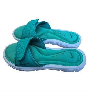 Nike Cushioned Slides Womens Size 7